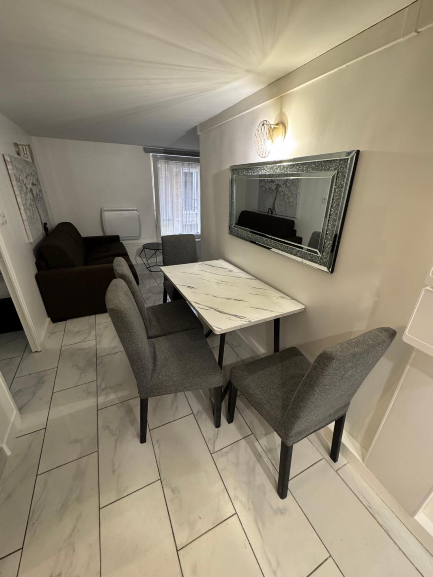 Bienvenue Dans Le 10eme Arrondissement ! Apartment *